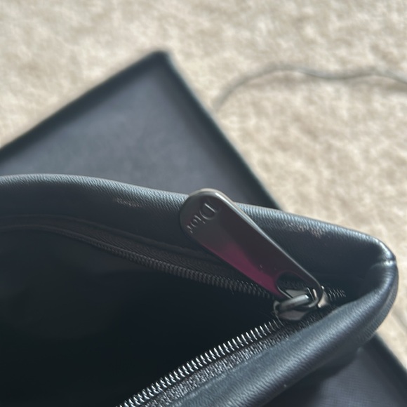 Dior makeup bag - Picture 6 of 11